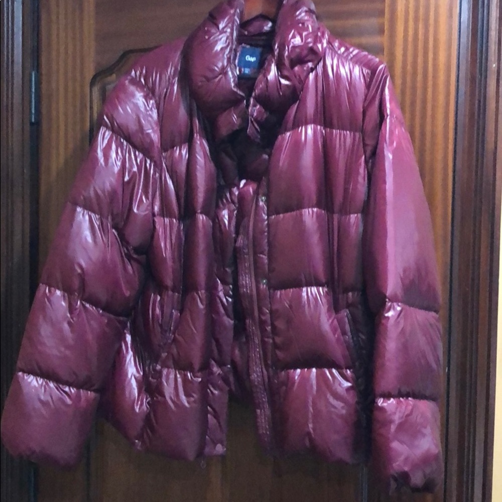 Women’s GAP lightweight puffer coat